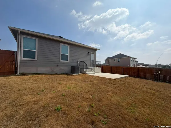$1,950 | 2429 Corinthus Bend, San Antonio, TX 78245