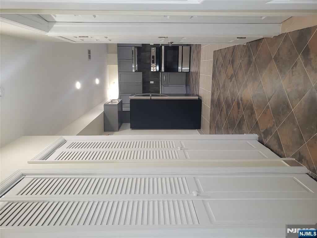 44 Bergen Boulevard, Unit 9 Fairview, NJ 07022 - Photo 10 of 16 a view of entryway