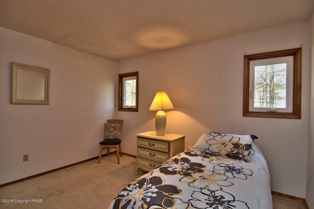 1201 Kilmer Road Tobyhanna, PA 18466 - Photo 20 of 54 1st Floor Bedroom View 2