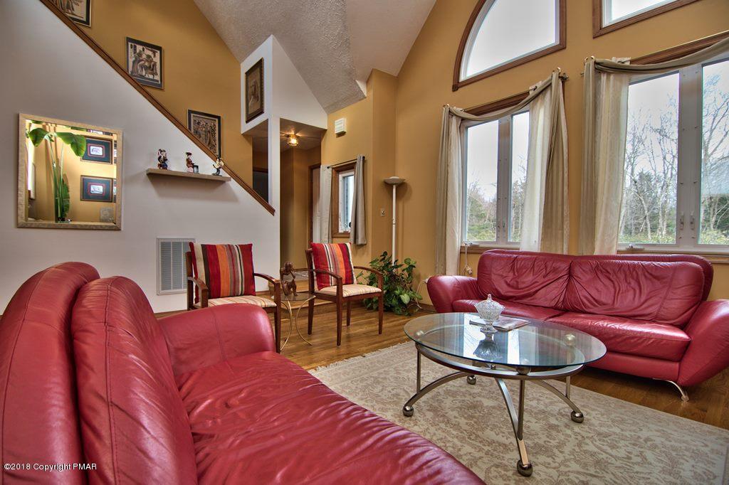 1201 Kilmer Road Tobyhanna, PA 18466 - Photo 6 of 54 Living Room View 4