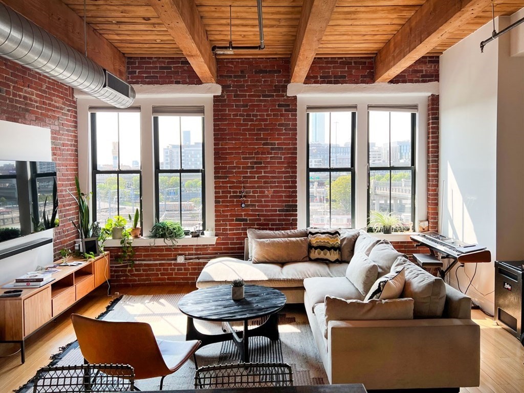 9 West Broadway, Unit 509 Boston, MA 02127 - Photo 1 of 20