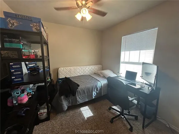 $875 | 305 Ehlinger Drive, Unit D, Bryan, TX 77801