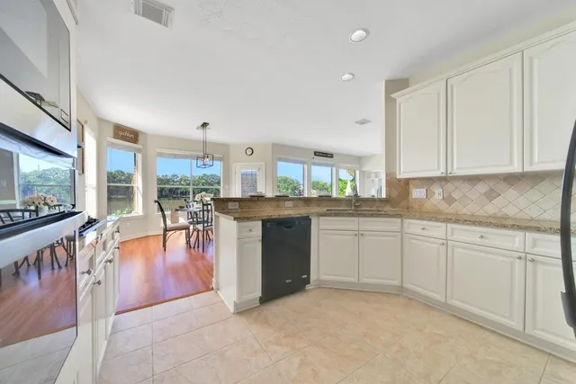 $545,000 | 3206 Summer Bay Drive, Sugar Land, TX 77478