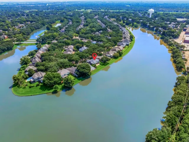$545,000 | 3206 Summer Bay Drive, Sugar Land, TX 77478