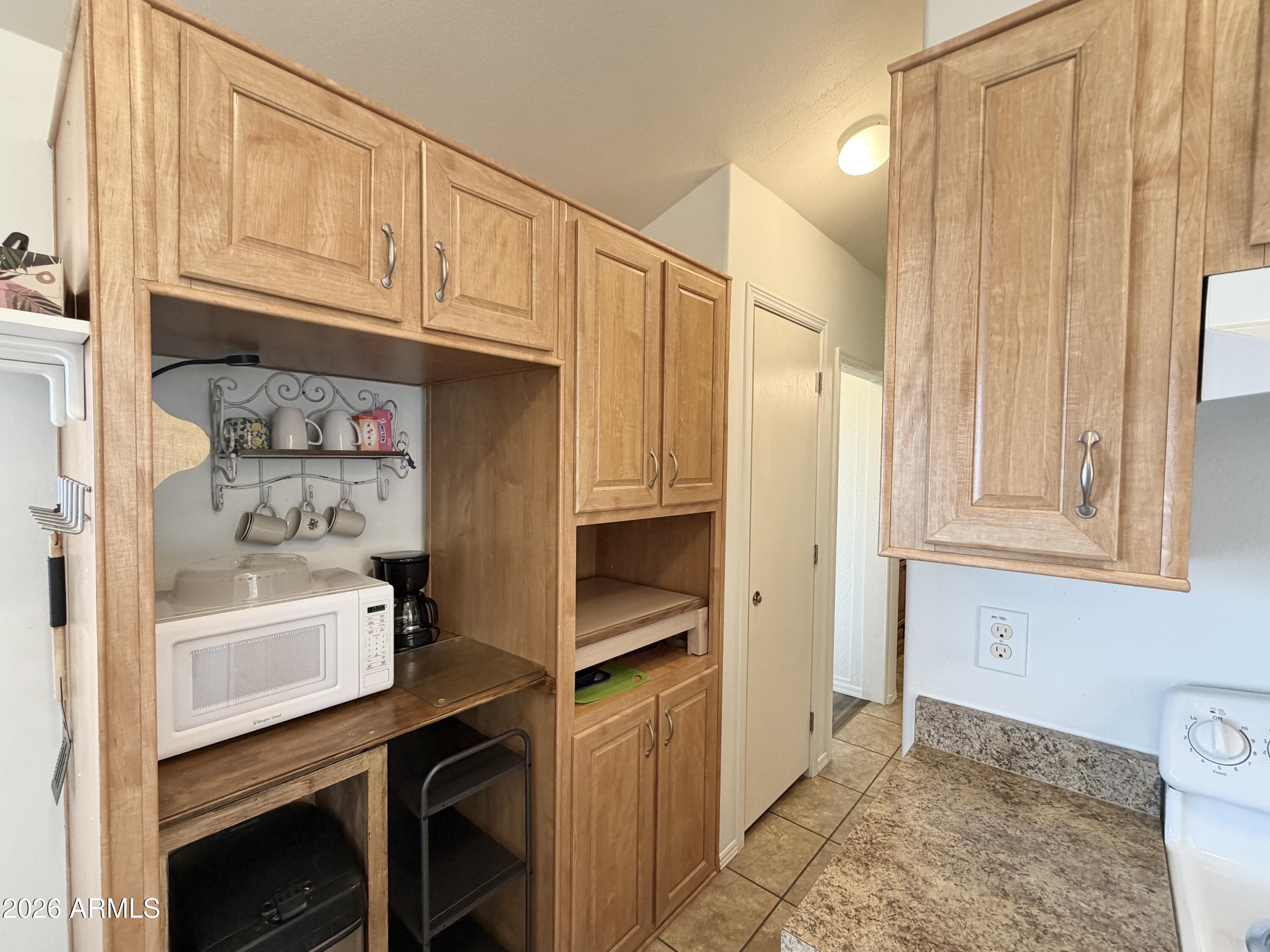 111 South Greenfield Road, Unit 244 Mesa, AZ 85206 - Photo 39 of 69 COFFEE BAR/MICROWAVE