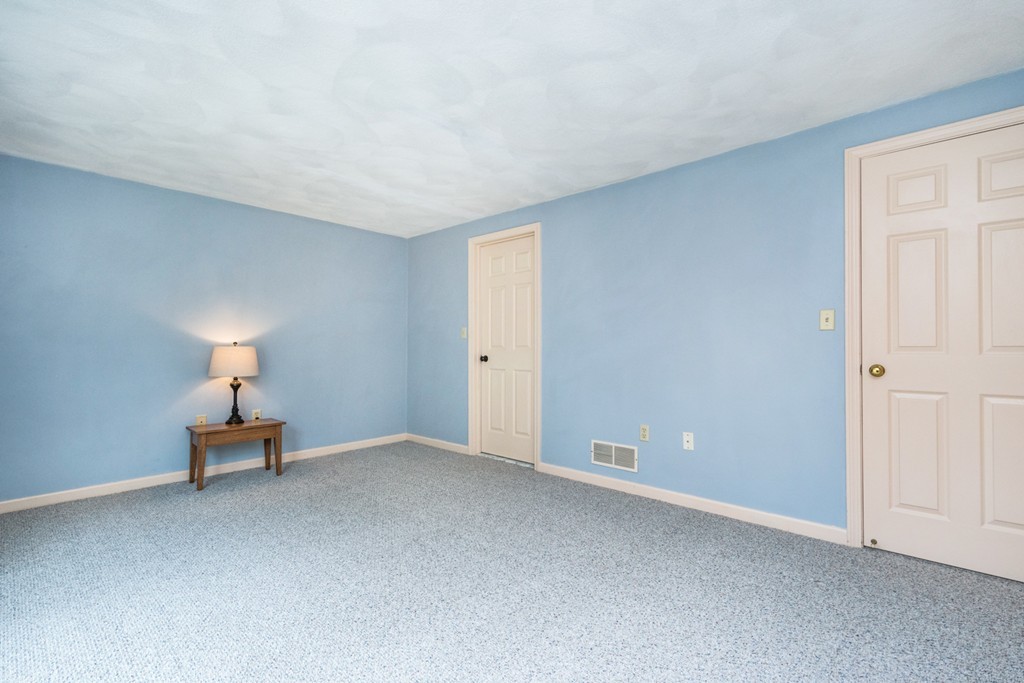 14 Deer Path, Unit 4 Maynard, MA 01754 - Photo 14 of 29