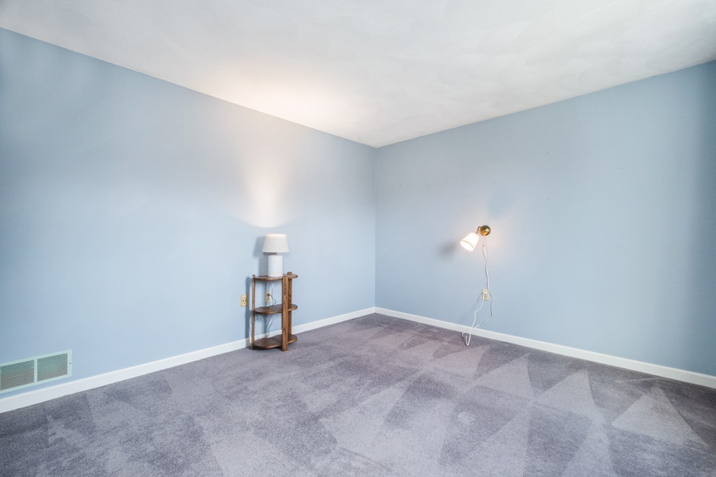 14 Deer Path, Unit 4 Maynard, MA 01754 - Photo 20 of 29