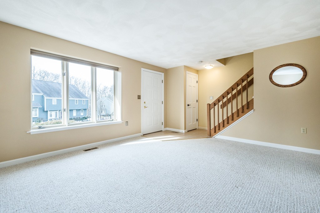 14 Deer Path, Unit 4 Maynard, MA 01754 - Photo 5 of 29