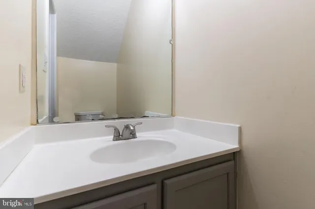 $2,800 | 5813 Springfish Place, Waldorf, MD 20603