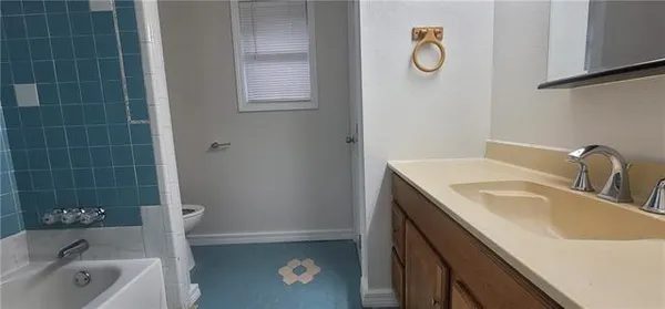 $1,200 | 2320 Stander Place, Chalmette, LA 70043