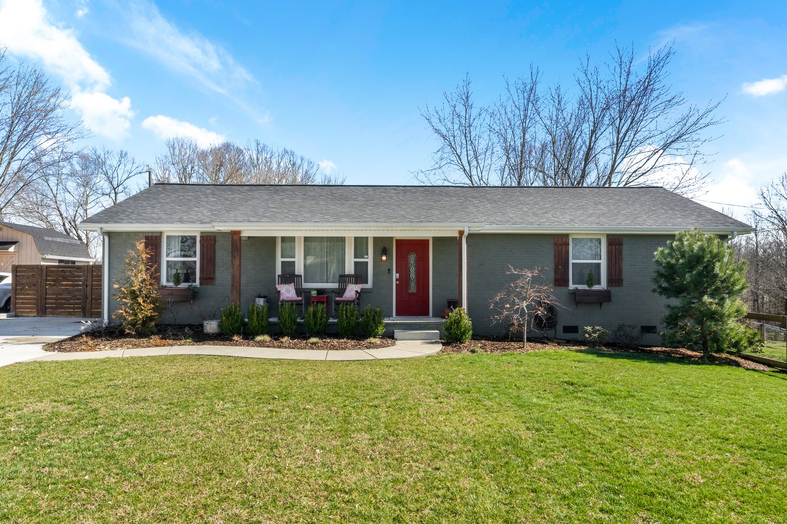 1003 Granada Road Ashland City, TN 37015 - Photo 1 of 41 Gallery Image 1