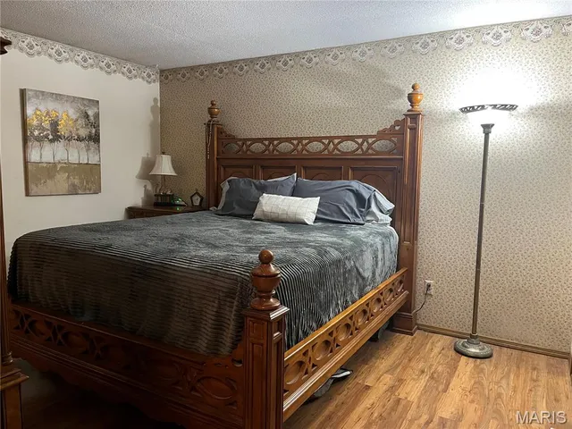 $475,000 | 11 South Meadow Drive, O'Fallon, MO 63366