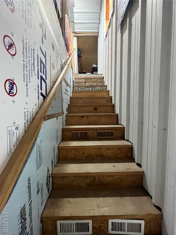 $475,000 | 11 South Meadow Drive, O'Fallon, MO 63366