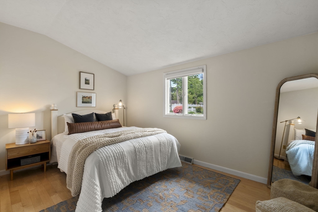 446 Barlows Landing Road Bourne, MA 02559 - Photo 16 of 42