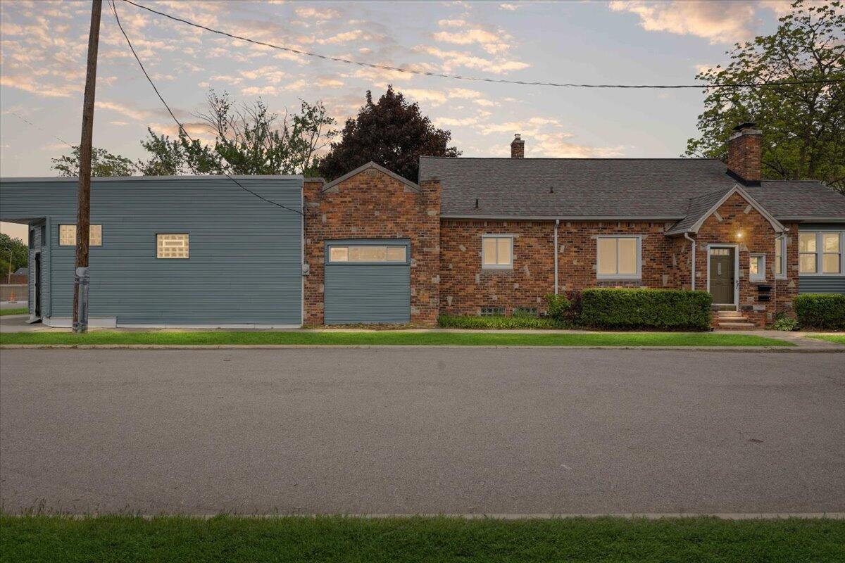3364 Inman Street Ferndale, MI 48220 - Photo 1 of 45 Side street