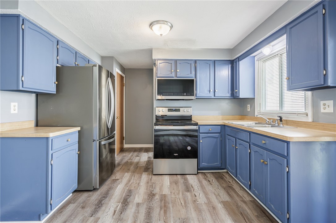 176 Villa Street Rochester, NY 14606 - Photo 9 of 36 Gallery Image 9