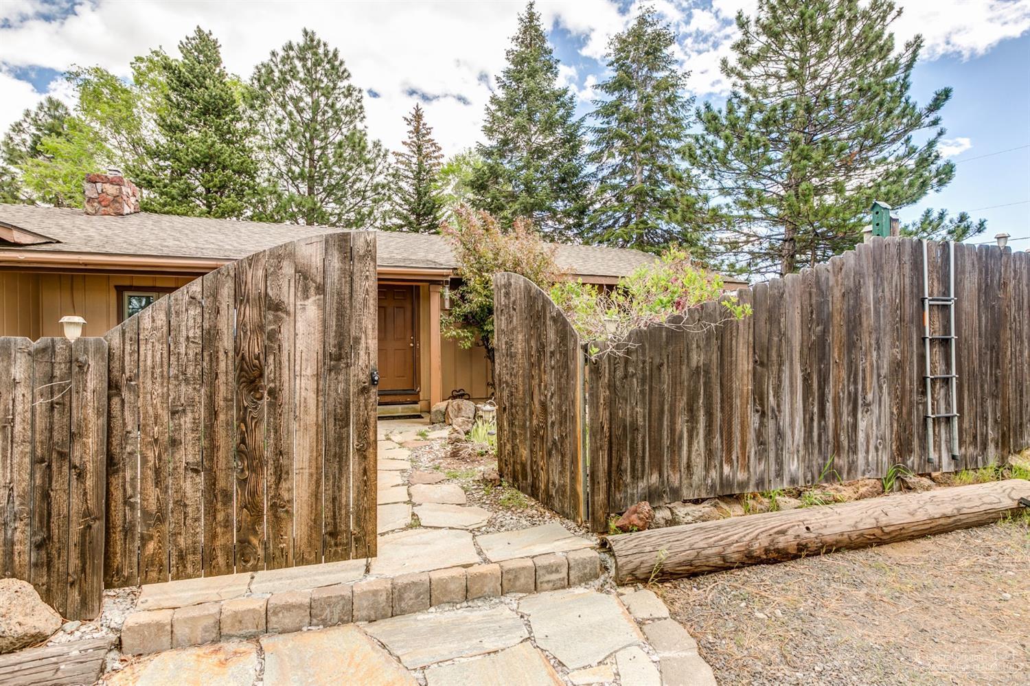 61850 Ward Road Bend, OR 97702 - Photo 5 of 25 Additional Photo