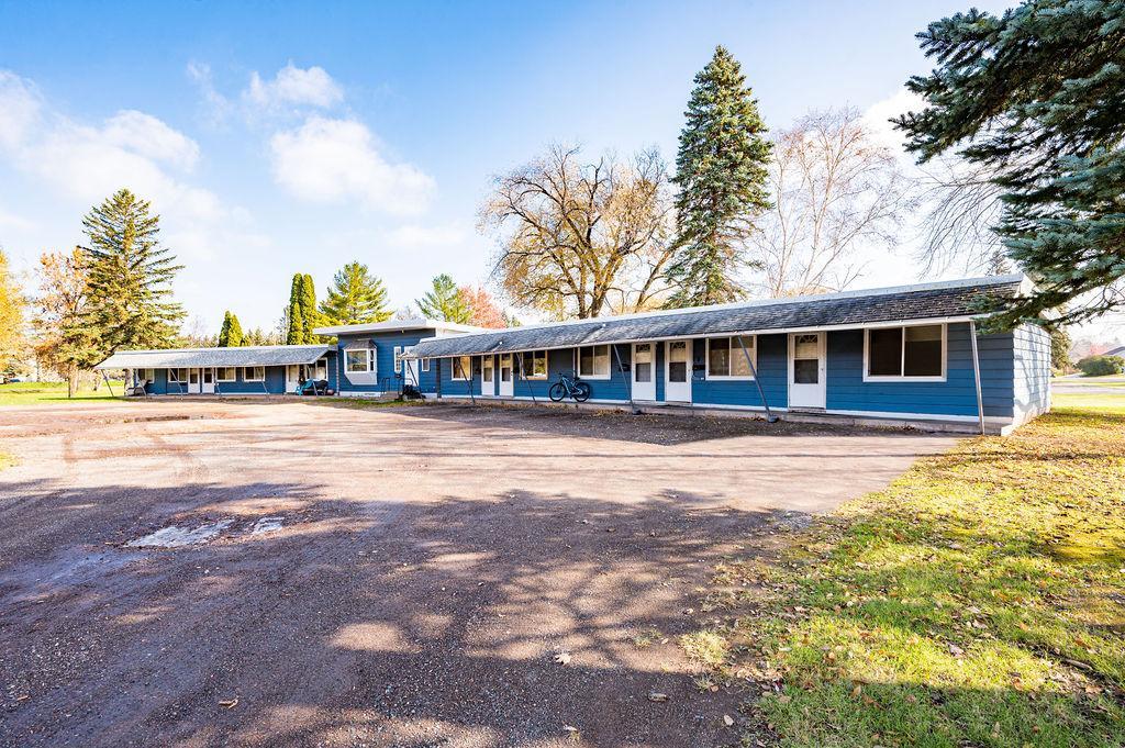 610 Commonwealth Avenue Duluth, MN 55808 - Photo 1 of 1