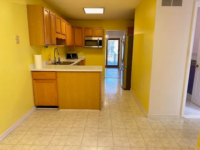 $259,900 | 41974 Saratoga Circle, Unit 42, Canton, MI 48187