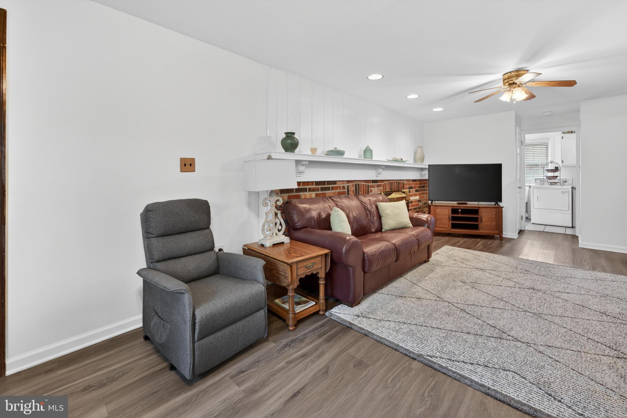 114 Windmoor Road Delran, NJ 08075 - Photo 17 of 34