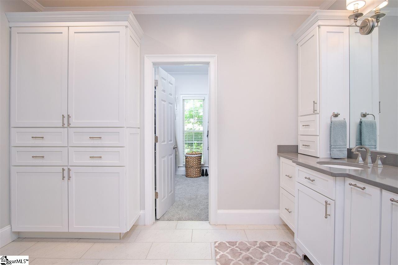 205 English Oak Road Simpsonville, SC 29681 - Photo 16 of 36 Gallery Image 16
