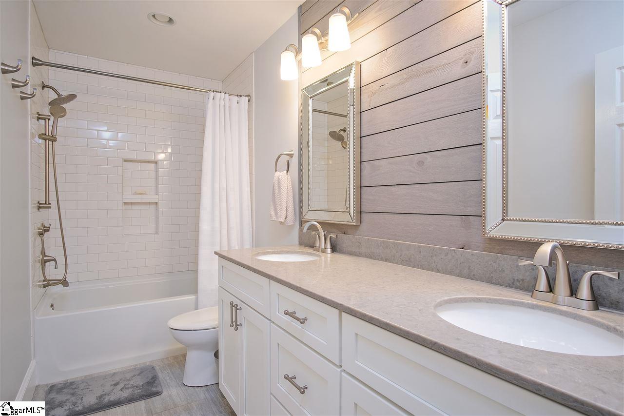 205 English Oak Road Simpsonville, SC 29681 - Photo 23 of 36 Gallery Image 23