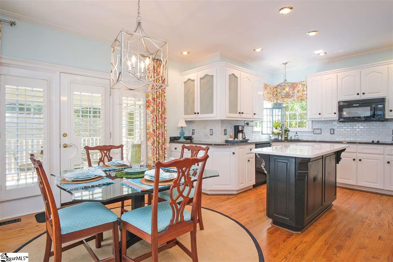 205 English Oak Road Simpsonville, SC 29681 - Photo 6 of 36 Gallery Image 6