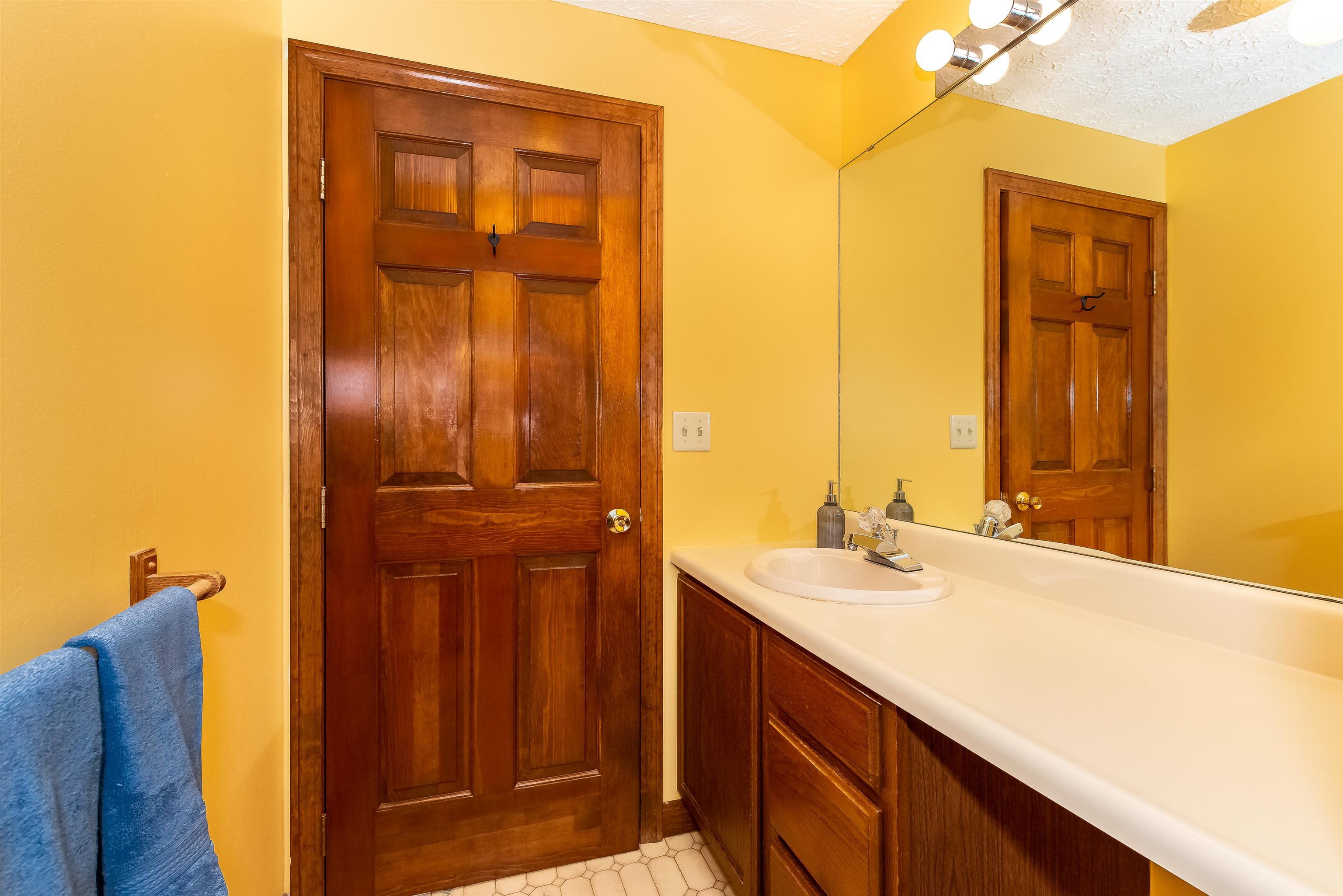 1555 Bodwell Road, Unit 29 Manchester, NH 03109 - Photo 27 of 39