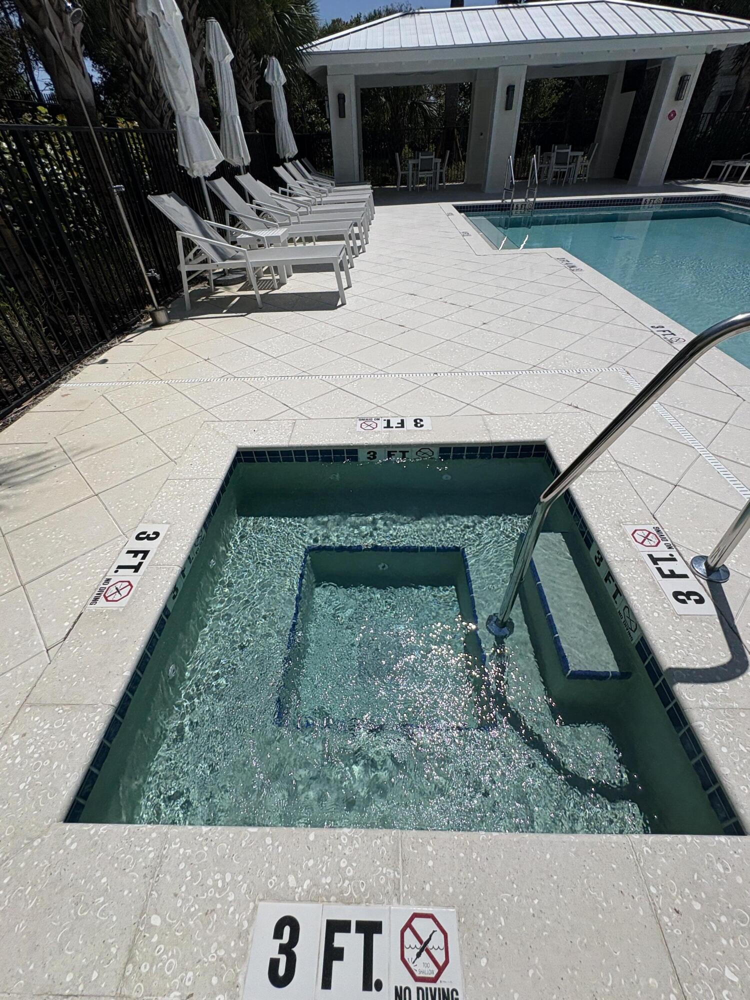 125 Water Pointe Place, Unit 28 Jupiter, FL 33477 - Photo 17 of 19 Hot Tub Spa