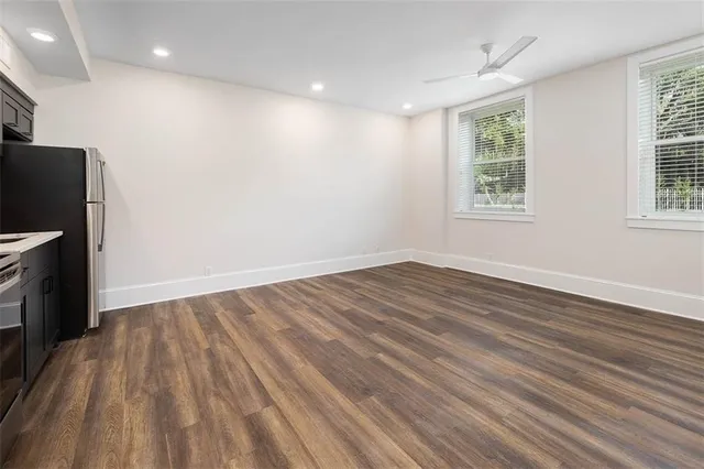 $1,175 | 519 Norwich Street, Unit 209, Brunswick, GA 31520