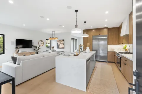 $3,695,000 | 1375 Pacific Beach Drive, San Diego, CA 92109