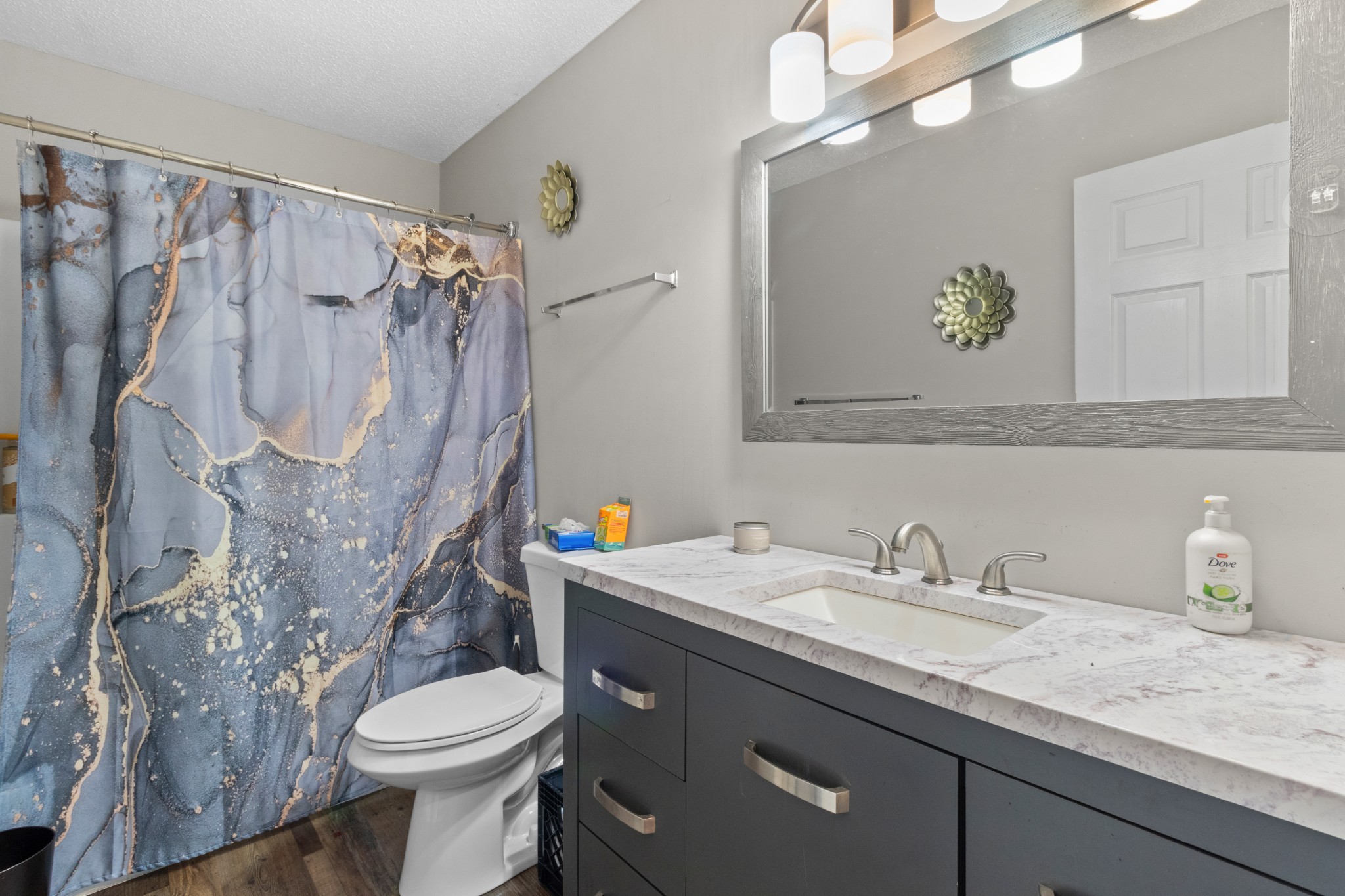 607 Avondale Road Oak Grove, KY 42262 - Photo 18 of 32 a bathroom with a sink a toilet and a mirror