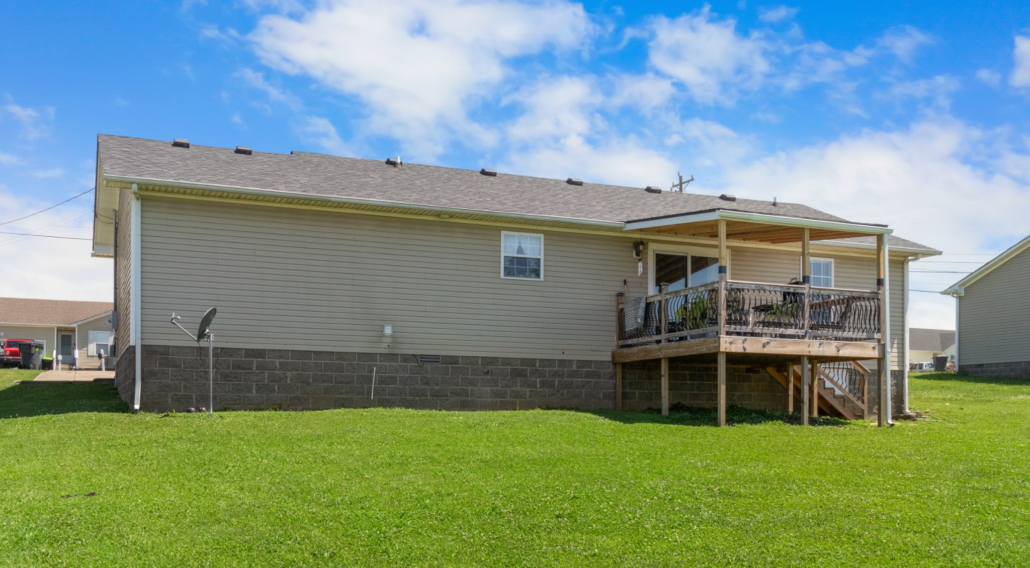607 Avondale Road Oak Grove, KY 42262 - Photo 31 of 32 a view of house with backyard