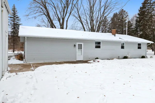 $350,000 | 5362 Bramschreiber Road, Little Suamico, WI 54141