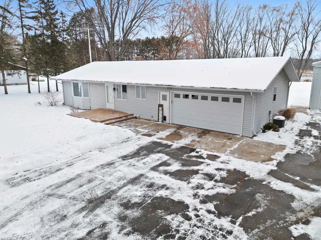 $350,000 | 5362 Bramschreiber Road, Little Suamico, WI 54141