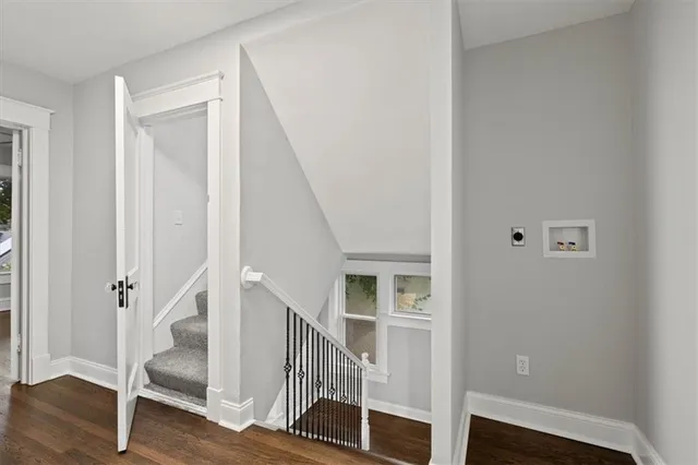 $425,000 | 4605 State Line Road, Kansas City, MO 64112