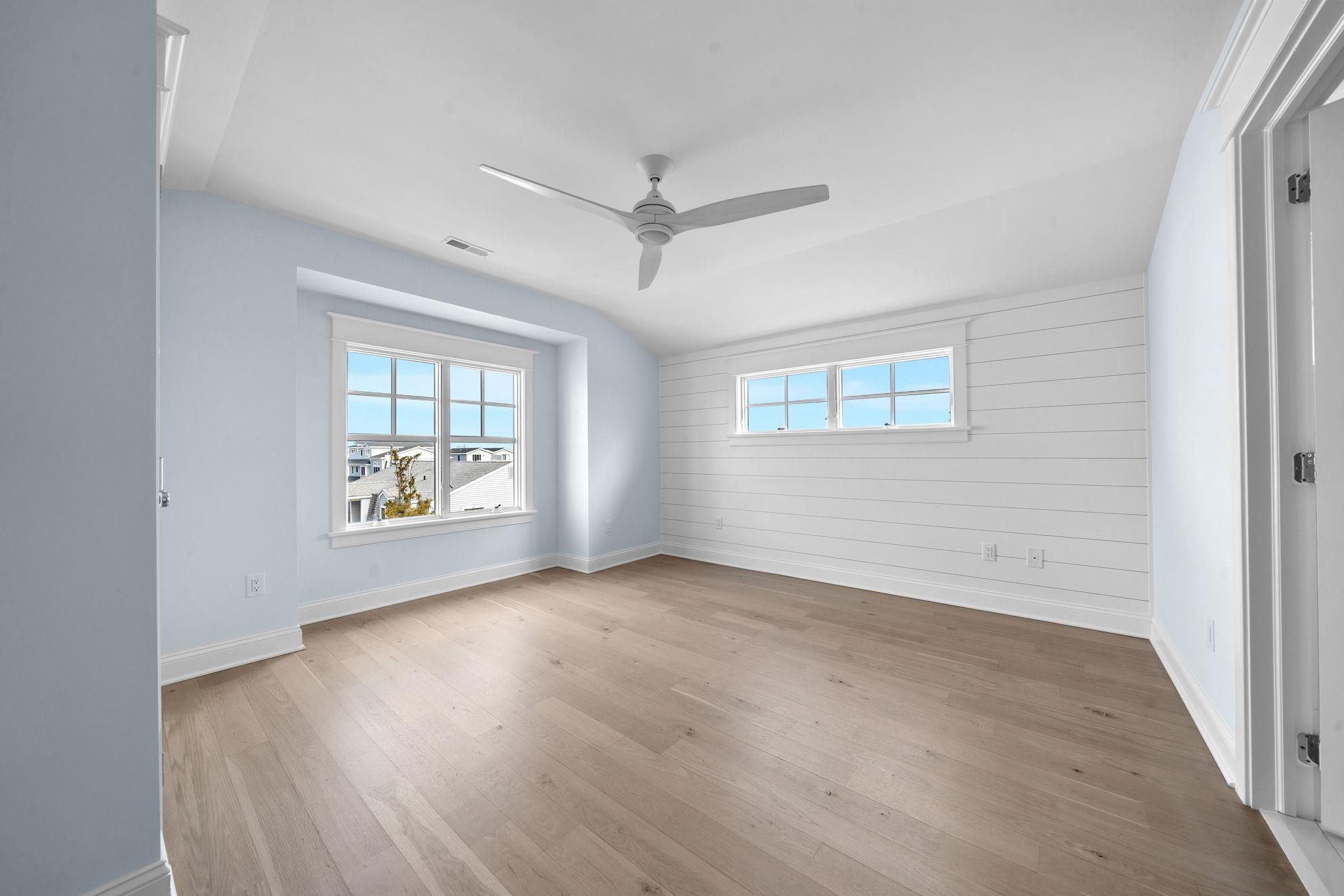 249 35th Street, Unit EAST SIDE Avalon, NJ 08202 - Photo 35 of 45 an empty room with window