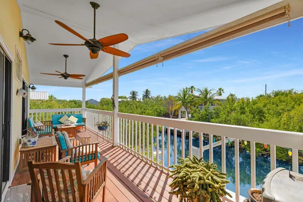 $810,000 | 3686 Gulfstream Street, Big Pine Key, FL 33043