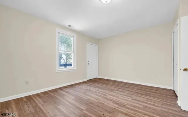 $3,288 | 168 North 5th Street, Unit 2, Newark, NJ 07107