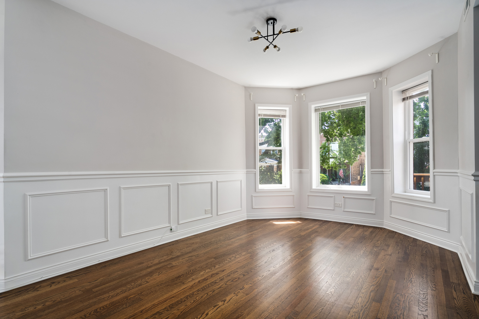 2441 North Harding Avenue, Unit 2 Chicago, IL 60647 - Photo 3 of 12