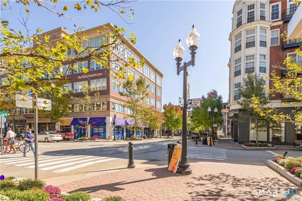 85 Memorial Road, Unit 201 West Hartford, CT 06107 - Photo 36 of 36 a building with view of the street view