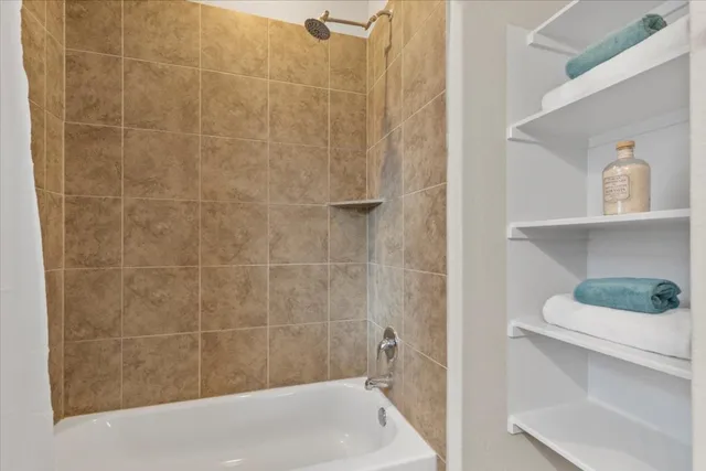 $267,000 | 123 Saranac Drive, Elgin, TX 78621