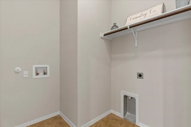 $267,000 | 123 Saranac Drive, Elgin, TX 78621