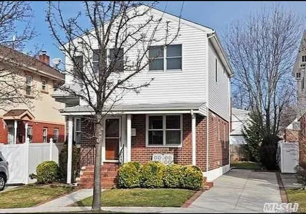 $1,399,999 | 80-15 250th Street | Bellerose