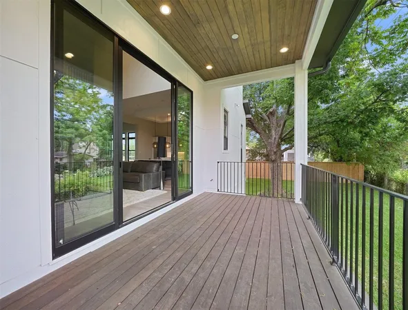 $1,650,000 | 1127 Wynnwood Lane, Houston, TX 77008