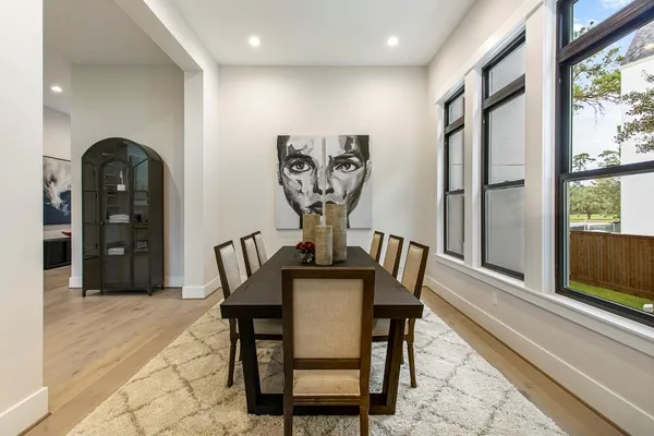 $1,650,000 | 1127 Wynnwood Lane, Houston, TX 77008