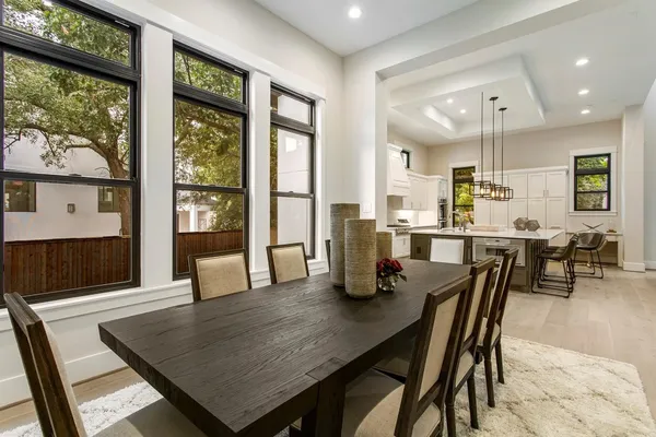 $1,650,000 | 1127 Wynnwood Lane, Houston, TX 77008
