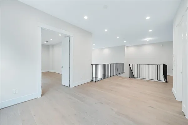 $1,650,000 | 1127 Wynnwood Lane, Houston, TX 77008