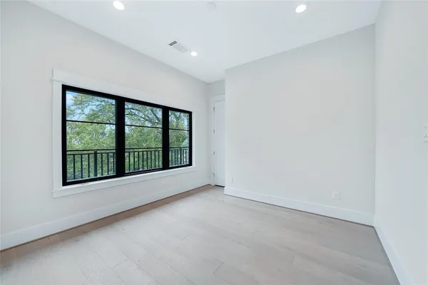 $1,650,000 | 1127 Wynnwood Lane, Houston, TX 77008