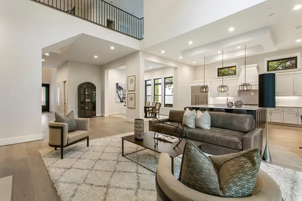 $1,650,000 | 1127 Wynnwood Lane, Houston, TX 77008